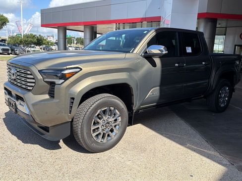 New 2026 Toyota Tacoma Limited AWD/4WD image 3