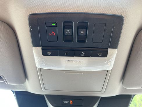 New 2026 Nissan Pathfinder Platinum FWD image 12