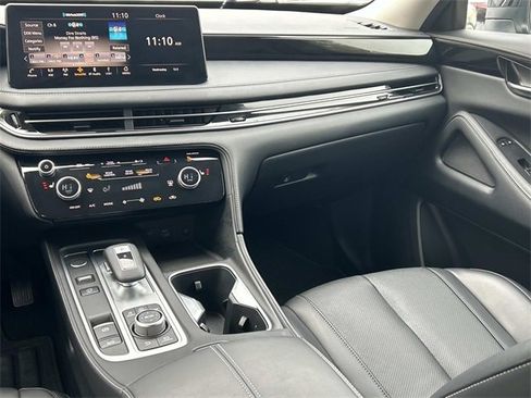 Certified 2025 INFINITI QX60 Pure image 25