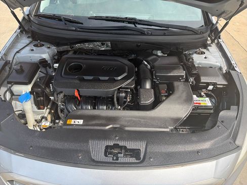 Used 2015 Hyundai Sonata SE w/ Option Group 09 FWD image 32