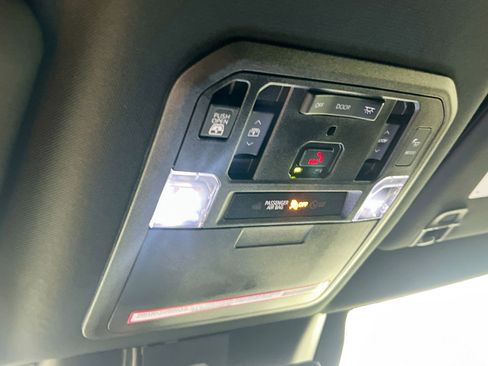 Used 2023 Toyota Tundra Platinum image 22