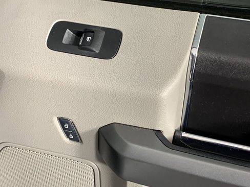 Used 2018 Ford F150 XLT RWD image 36