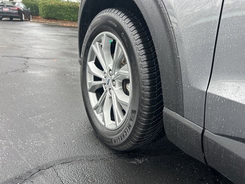 Used 2021 Ford Explorer Limited w/ Equipment Group 301A image 11