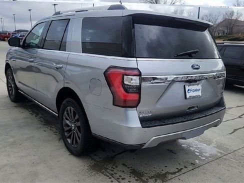Used 2021 Ford Expedition Limited image 8