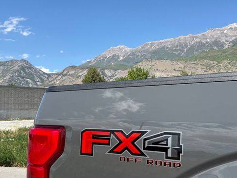 Used 2020 Ford F150 Lariat w/ Equipment Group 502A Luxury AWD/4WD image 15