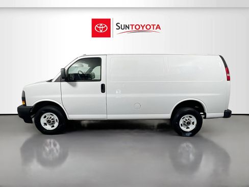 Used 2020 GMC Savana 3500 RWD image 7