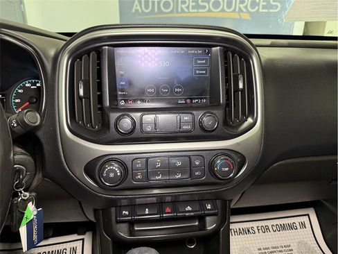 Used 2022 Chevrolet Colorado LT w/ Fleet Safety Package image 32