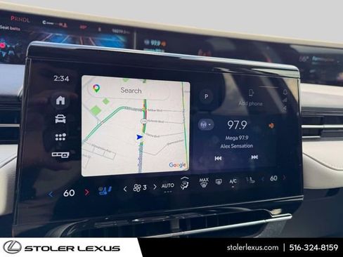 Used 2025 Lincoln Nautilus Reserve AWD/4WD image 30