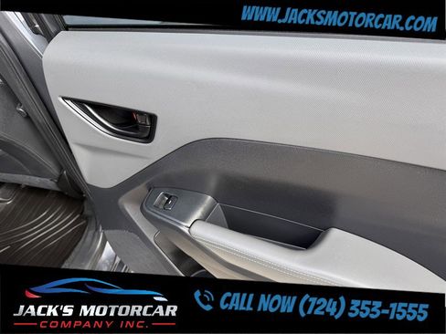 Used 2024 Subaru Crosstrek 2.0i Premium image 19