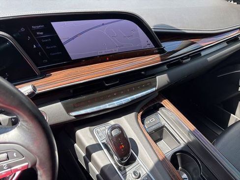 Used 2022 Cadillac Escalade Premium Luxury w/ Performance Package image 2
