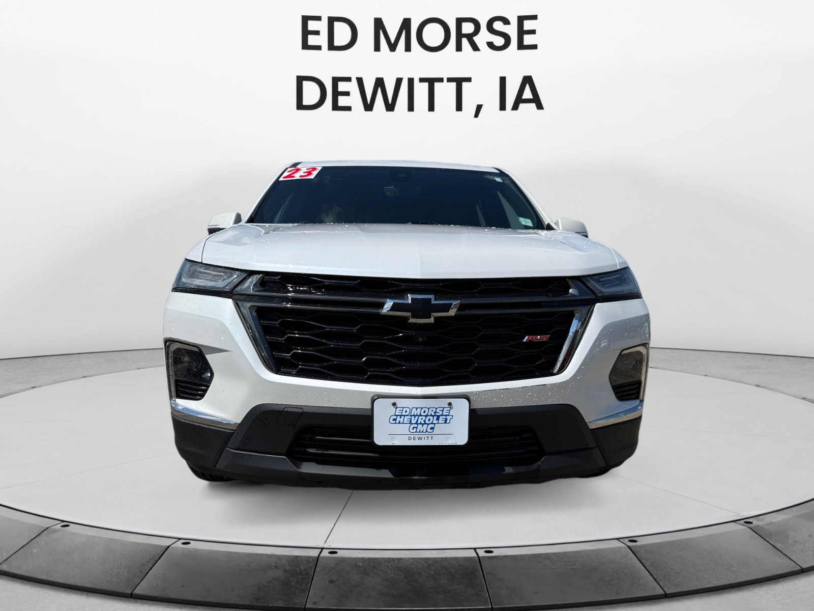 Used 2023 Chevrolet Traverse RS FWD image 8