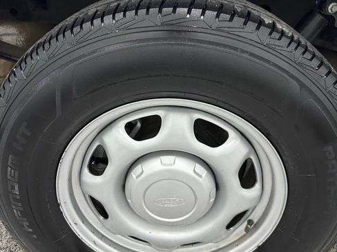 Used 2017 Ford F150 XL w/ Equipment Group 101A Mid RWD image 16