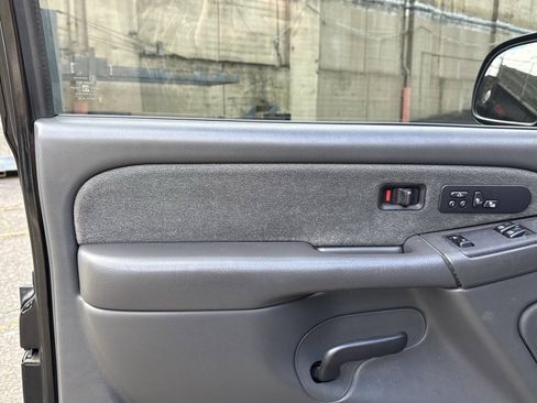 Used 2003 Chevrolet Silverado 1500 SS AWD/4WD image 55