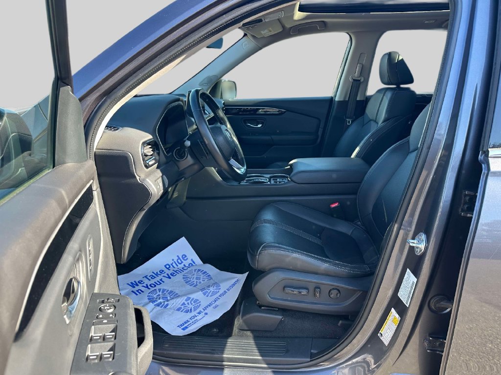 Used 2024 Honda Pilot Touring image 14