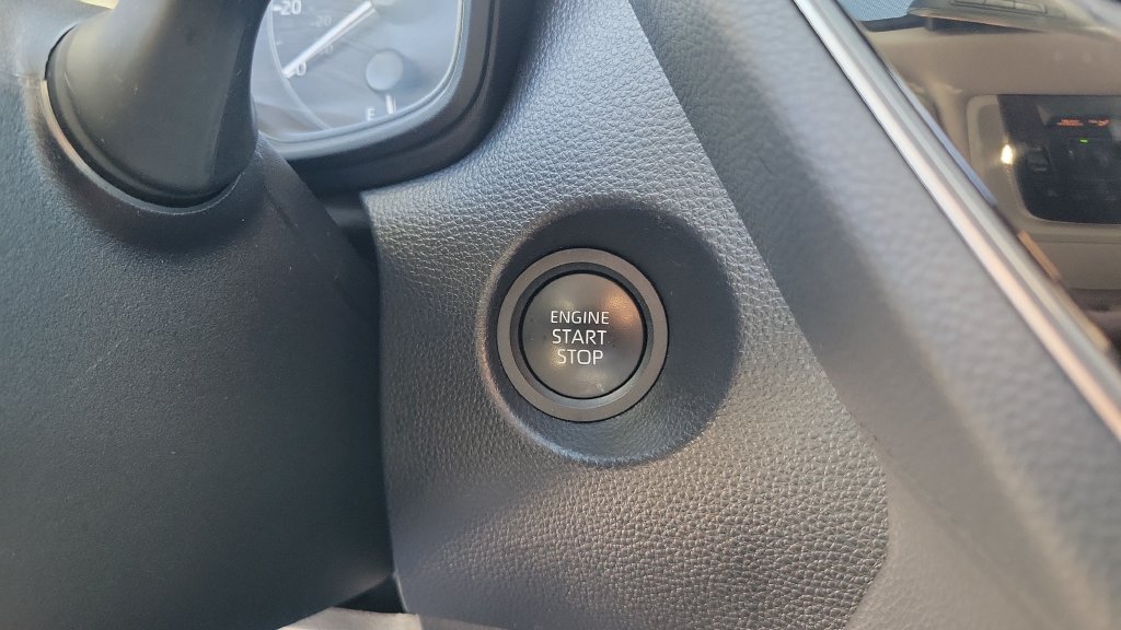 Used 2024 Toyota Corolla Cross LE w/ Moonroof Package FWD image 21