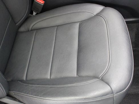 Used 2017 Mercedes-Benz GLE 400 4MATIC image 47