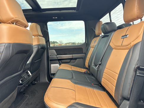 Used 2023 Ford F150 Platinum image 26