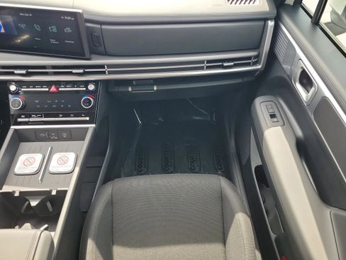 New 2026 Hyundai Santa Fe SE image 6