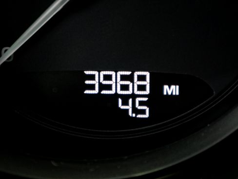Used 2026 Porsche Macan w/ Premium Package Plus AWD/4WD image 22