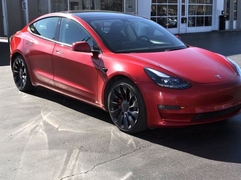 Used 2022 Tesla Model 3 Performance image 1