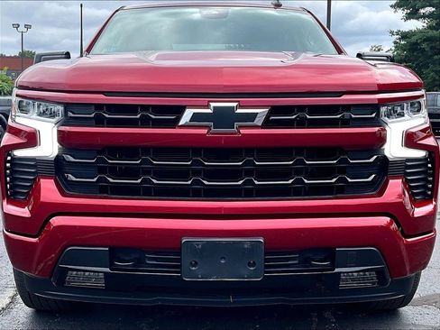 Used 2024 Chevrolet Silverado 1500 RST AWD/4WD image 33