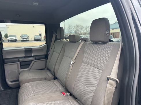 Used 2017 Ford F150 XLT image 6