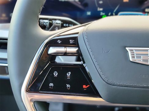 New 2026 Cadillac Vistiq Premium Luxury w/ LPO, Floor Liner Package image 26