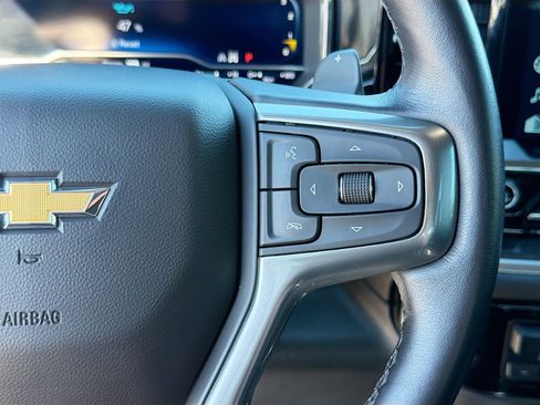 Used 2022 Chevrolet Silverado 1500 LTZ w/ LTZ Premium Package image 39