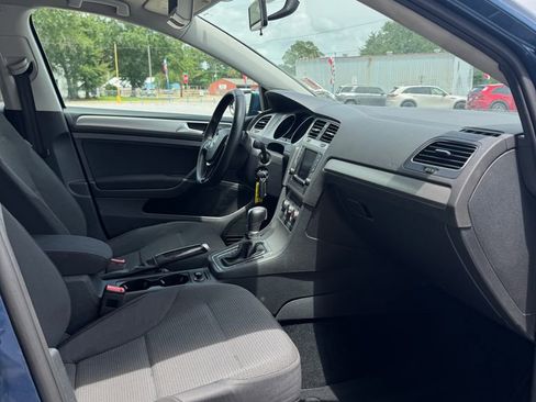 Used 2017 Volkswagen Golf S FWD image 12