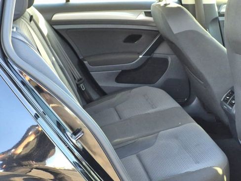 Used 2017 Volkswagen Golf S FWD image 19