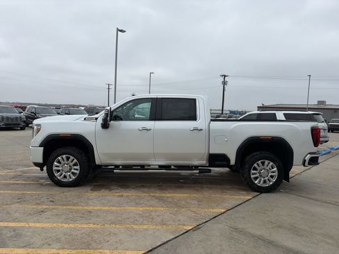 Used 2023 GMC Sierra 2500 Denali w/ Denali Ultimate Package AWD/4WD image 4