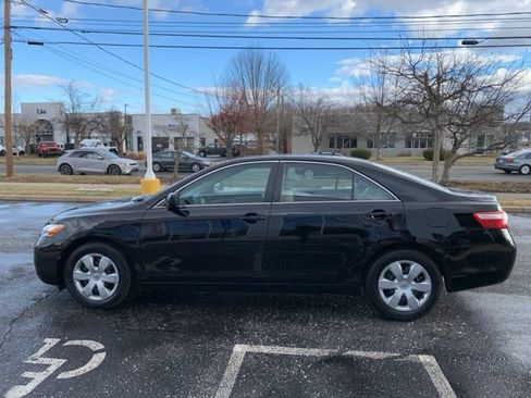 Used 2009 Toyota Camry LE image 7