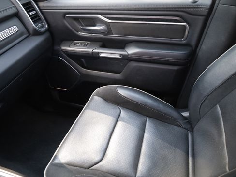 Used 2024 RAM 1500 Laramie RWD image 10