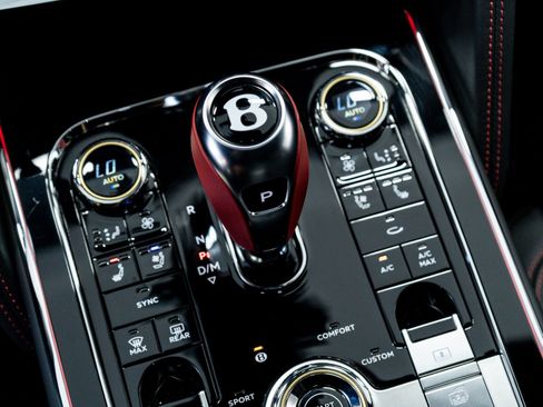 New 2025 Bentley Flying Spur Black Edition image 36