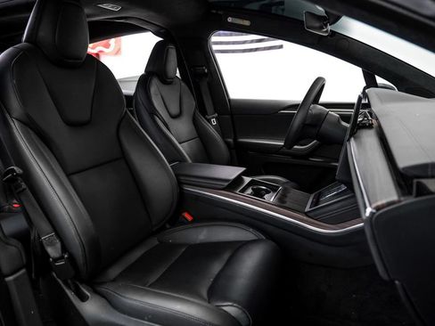 Used 2024 Tesla Model X AWD/4WD image 31