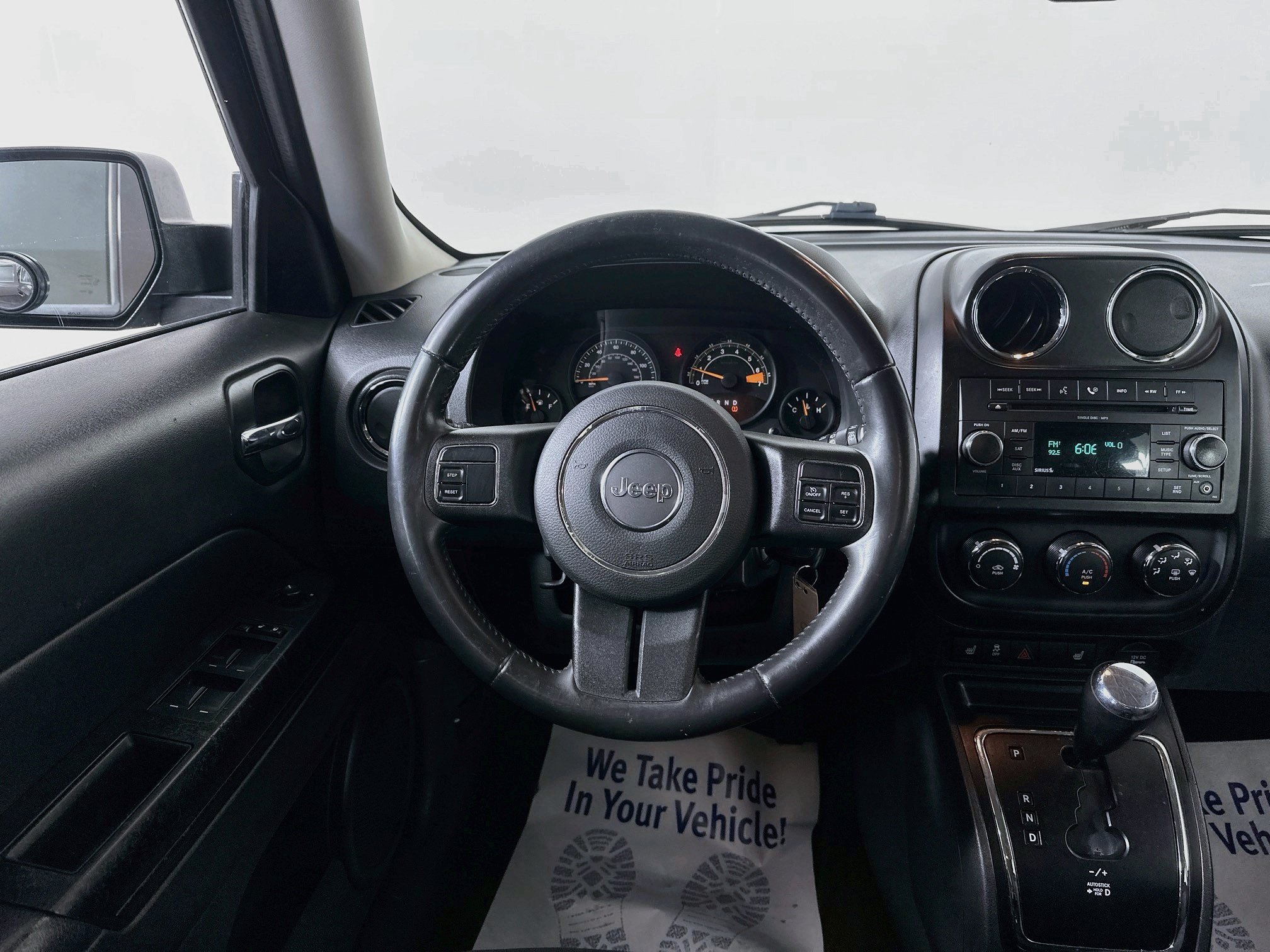 Used 2014 Jeep Patriot Latitude FWD image 20