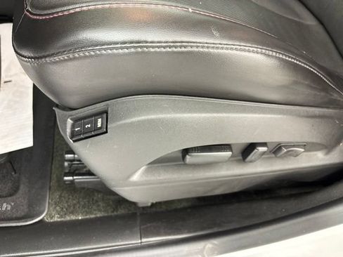 Used 2017 Chevrolet Equinox LT w/ Sport Edition AWD/4WD image 19