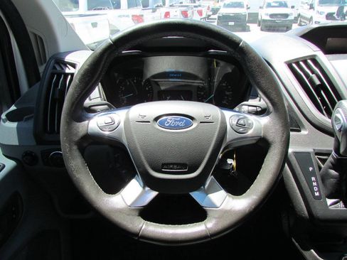 Used 2017 Ford Transit 350 XLT RWD image 21