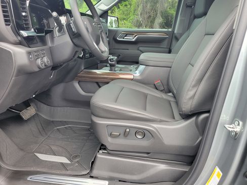 Used 2026 Chevrolet Silverado 1500 RST w/ Safety Package AWD/4WD image 36