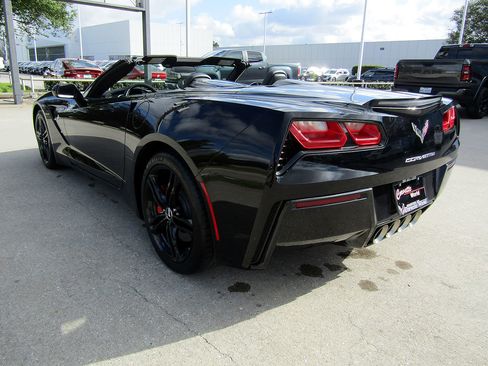Used 2017 Chevrolet Corvette Stingray Convertible w/ 2LT Preferred Equipment Group RWD image 7