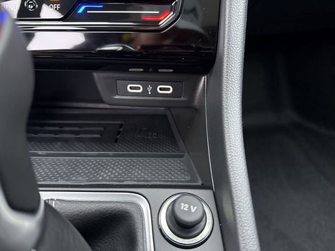 New 2026 Volkswagen Jetta SE FWD image 33