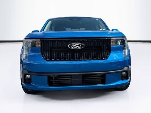 Used 2025 Ford Maverick Lobo AWD/4WD image 3