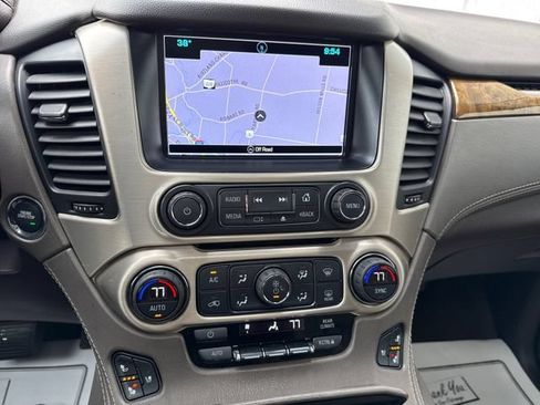 Used 2017 GMC Yukon Denali w/ Open Road Package AWD/4WD image 29