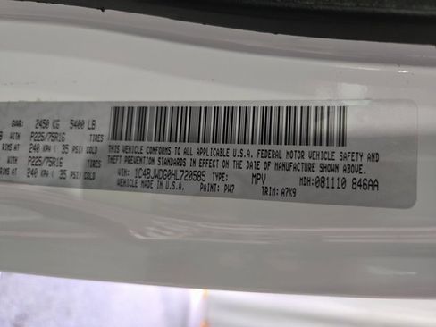 Used 2017 Jeep Wrangler Unlimited Sport image 32