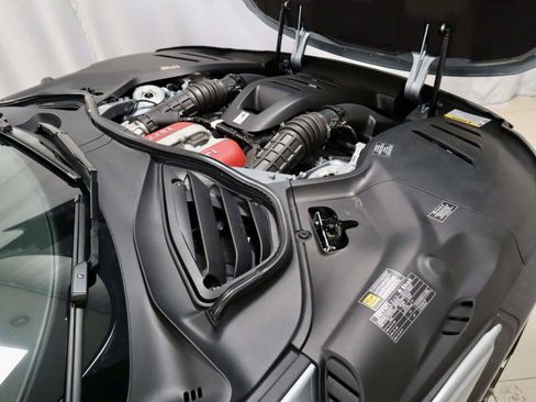 Certified 2024 Ferrari Purosangue AWD/4WD image 11