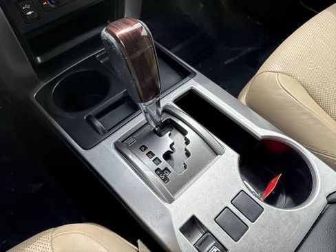 Used 2014 Toyota 4Runner Limited RWD image 19