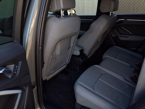 Used 2021 Audi Q3 2.0T Premium Plus w/ Premium Plus Package image 17