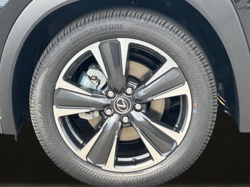 New 2026 Lexus UX 300h FWD image 12