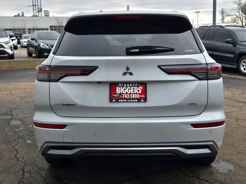 New 2026 Mitsubishi Outlander SEL AWD/4WD image 13