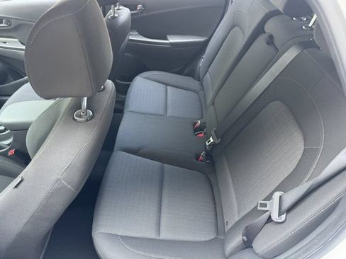 Used 2023 Hyundai Kona SEL FWD image 22